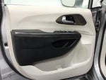 2017 Pacifica Thumbnail 10