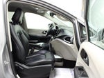 2017 Pacifica Thumbnail 16