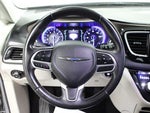 2017 Pacifica Thumbnail 17