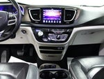 2017 Pacifica Thumbnail 18