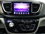 2017 Pacifica Thumbnail 22