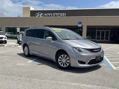 2019 Chrysler Pacifica Touring L 4DR Mini-Van