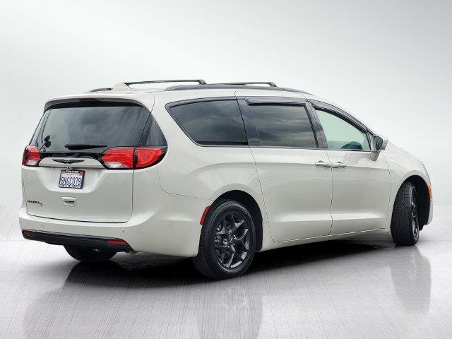 2020 Chrysler Pacifica - $16,448