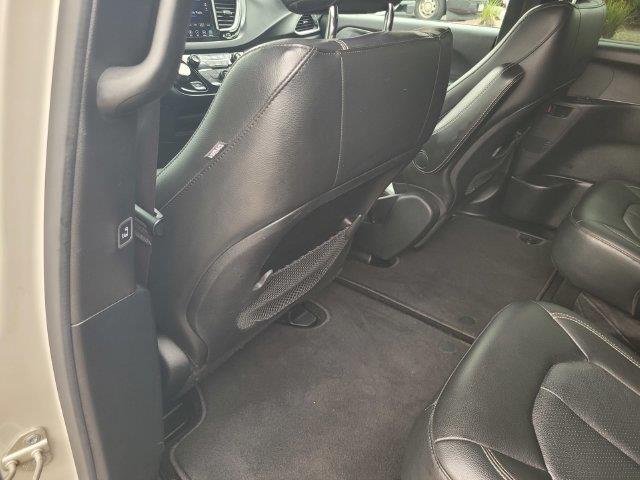2020 Chrysler Pacifica - $16,448