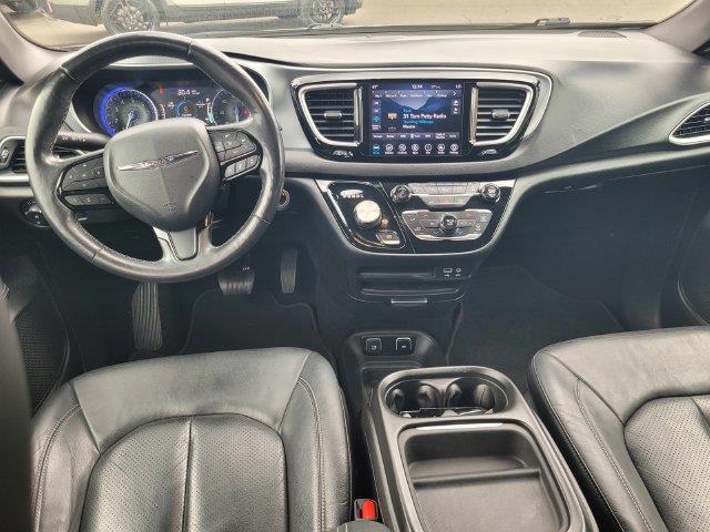 2020 Chrysler Pacifica - $16,448