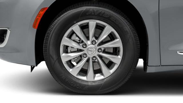 2020 Chrysler Pacifica Touring L