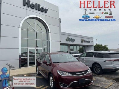 2020 Chrysler Pacifica Touring L 4DR Mini-Van