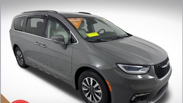 Preowned 2021 Chrysler Pacifica Touring L for Sale