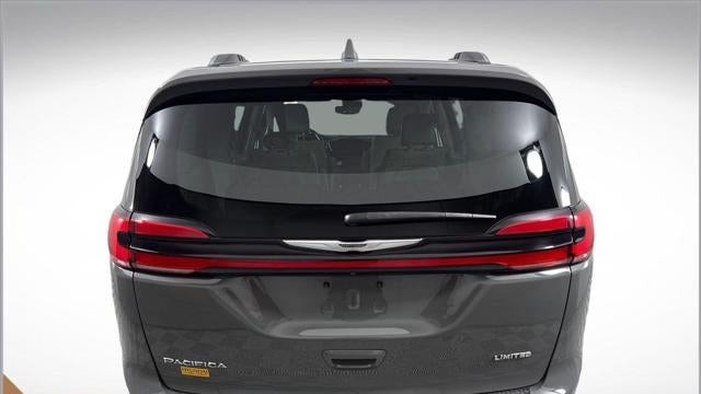 2021 Chrysler Pacifica Touring L
