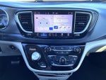 2022 Pacifica Thumbnail 14