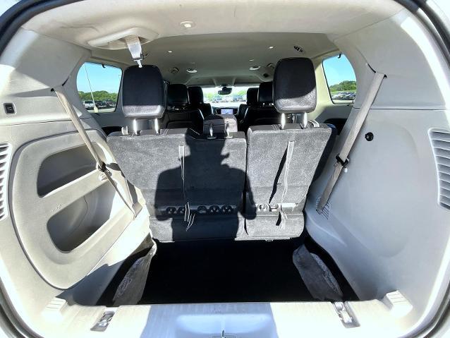 2022 Chrysler Pacifica - $22,945