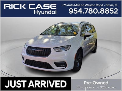 2023 Chrysler Pacifica Touring L 4DR Mini-Van