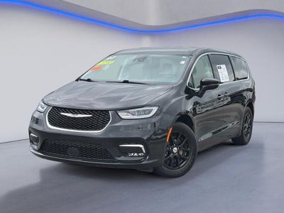 Photo of a 2023 Chrysler Pacifica Touring L 4DR Mini-Van for sale