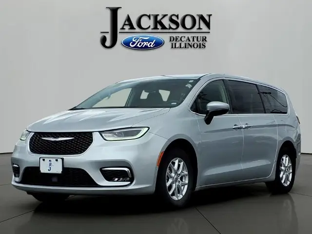 2023 Chrysler Pacifica - $22,408