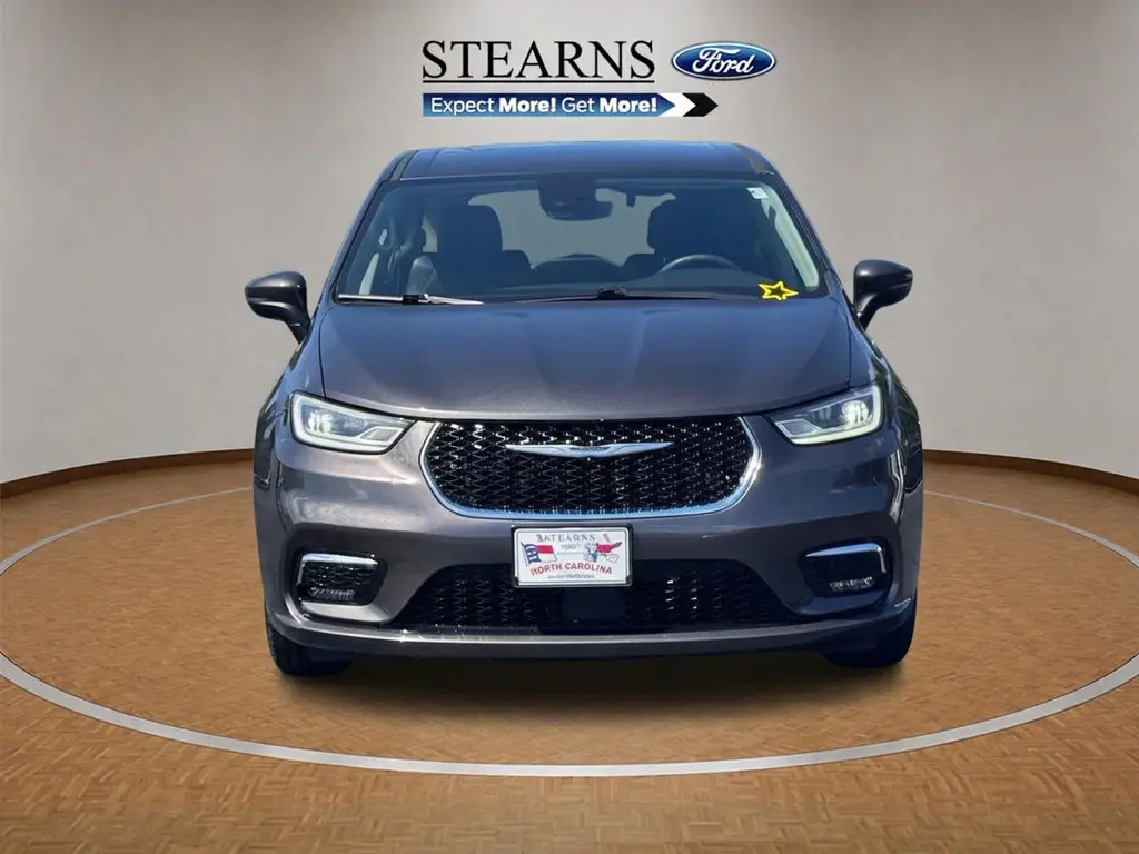 2023 Chrysler Pacifica - $19,703