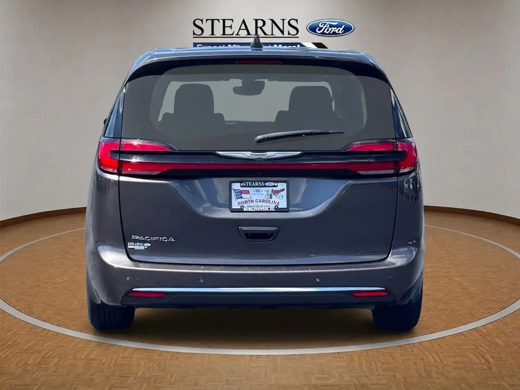 2023 Chrysler Pacifica - $19,703