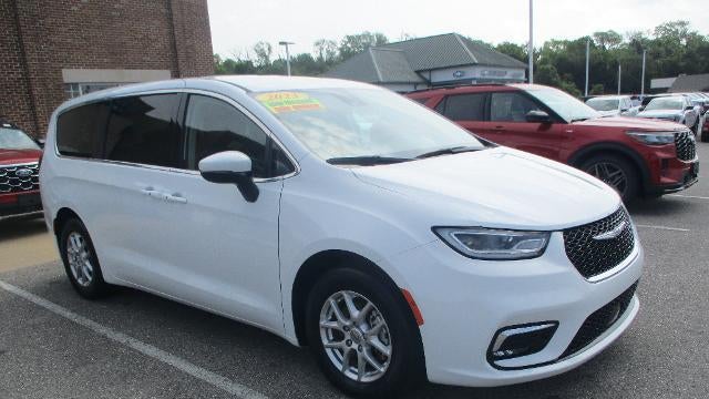 Preowned 2023 Chrysler Pacifica Touring L for Sale