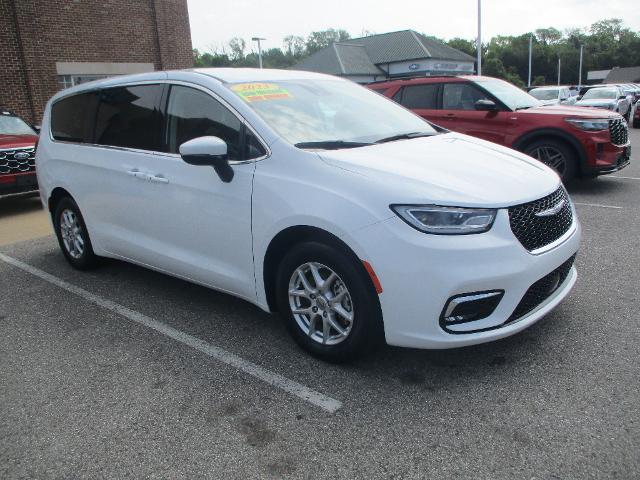2023 Chrysler Pacifica - $29,987