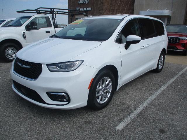 2023 Chrysler Pacifica - $29,987