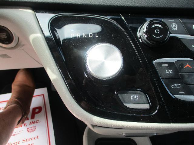 2023 Chrysler Pacifica - $29,987