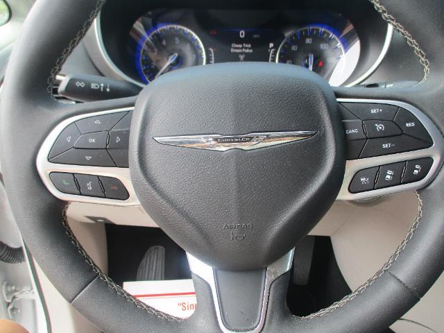 2023 Chrysler Pacifica - $29,987