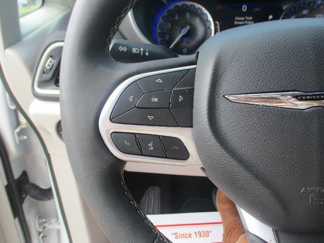 2023 Chrysler Pacifica - $29,987