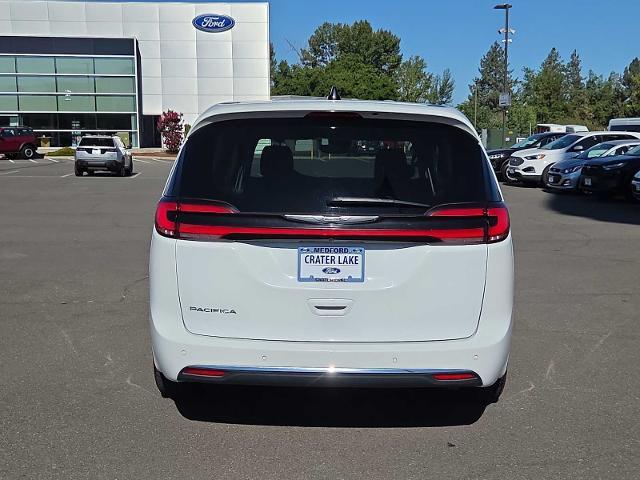 2023 Chrysler Pacifica - $22,235