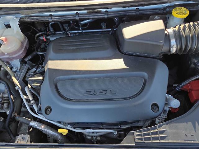 2023 Chrysler Pacifica - $22,235