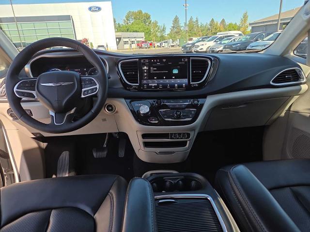 2023 Chrysler Pacifica - $22,235