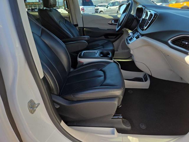 2023 Chrysler Pacifica - $22,235