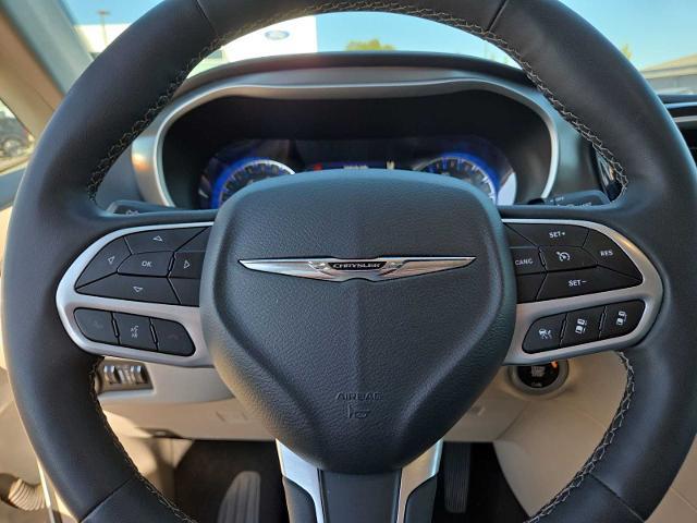 2023 Chrysler Pacifica - $22,235