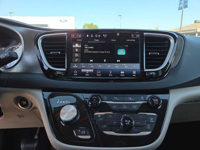 2023 Chrysler Pacifica - $22,235