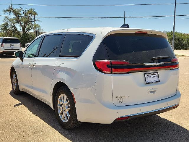 2023 Chrysler Pacifica - $18,891