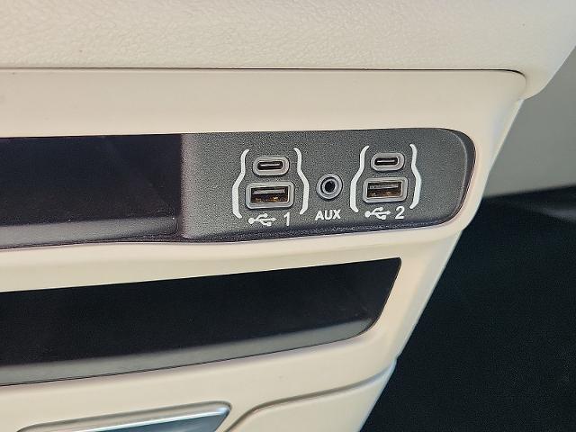 2023 Chrysler Pacifica - $18,891