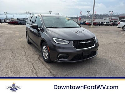 Photo of a 2023 Chrysler Pacifica Touring L 4DR Mini-Van for sale