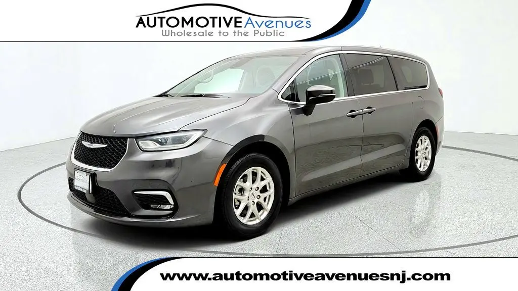 2023 Chrysler Pacifica