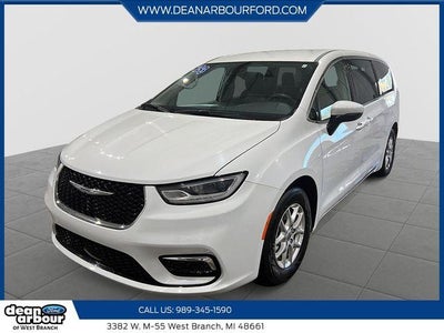 2023 Chrysler Pacifica Touring L 4DR Mini-Van
