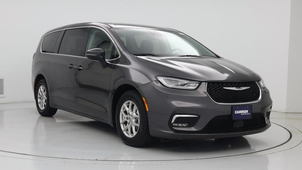 Preowned 2023 Chrysler Pacifica Touring L for Sale