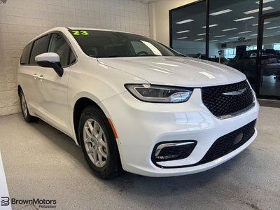 2023 Chrysler Pacifica Touring L 4DR Mini-Van