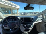 2023 Pacifica Thumbnail 19