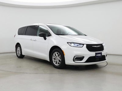 Photo of a 2024 Chrysler Pacifica Touring L 4DR Mini-Van for sale