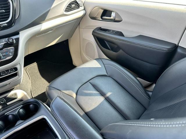 2024 Chrysler Pacifica - $21,812