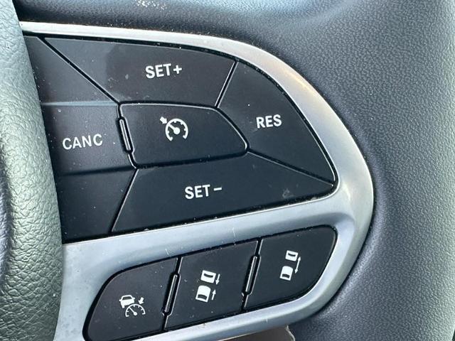 2024 Chrysler Pacifica - $21,812