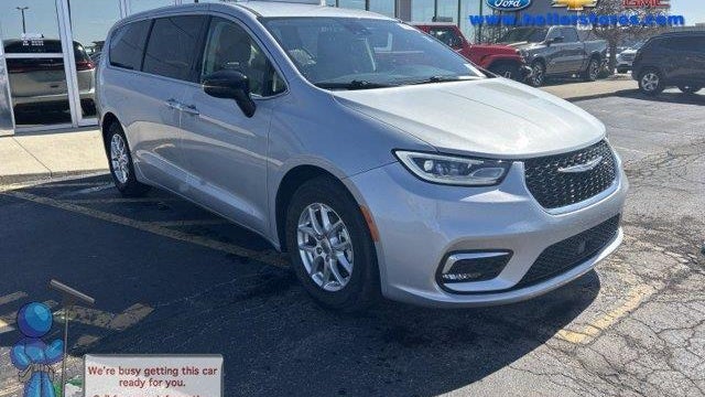 Preowned 2024 Chrysler Pacifica Touring L for Sale