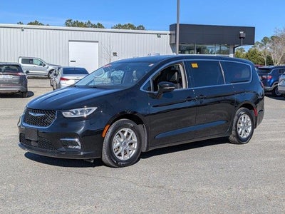 Photo of a 2024 Chrysler Pacifica Touring L 4DR Mini-Van for sale