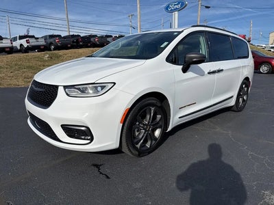 2024 Chrysler Pacifica Touring L 4DR Mini-Van