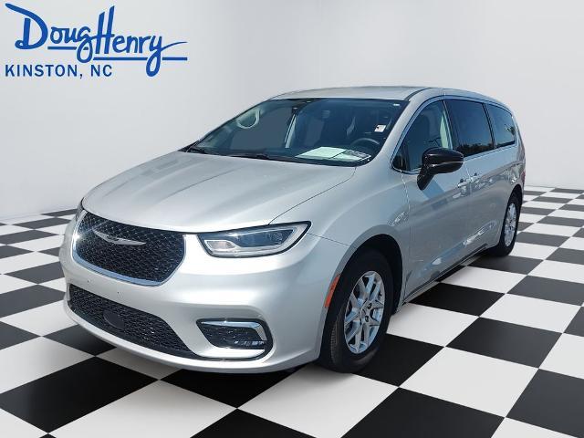2024 Chrysler Pacifica - $27,954