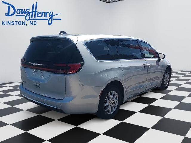 2024 Chrysler Pacifica - $25,777