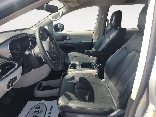 2024 Chrysler Pacifica - $25,777