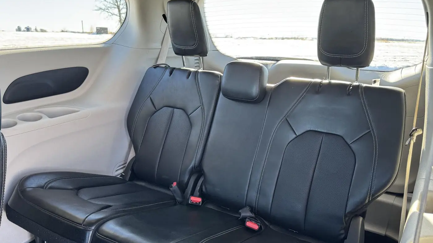 2024 Chrysler Pacifica Touring L